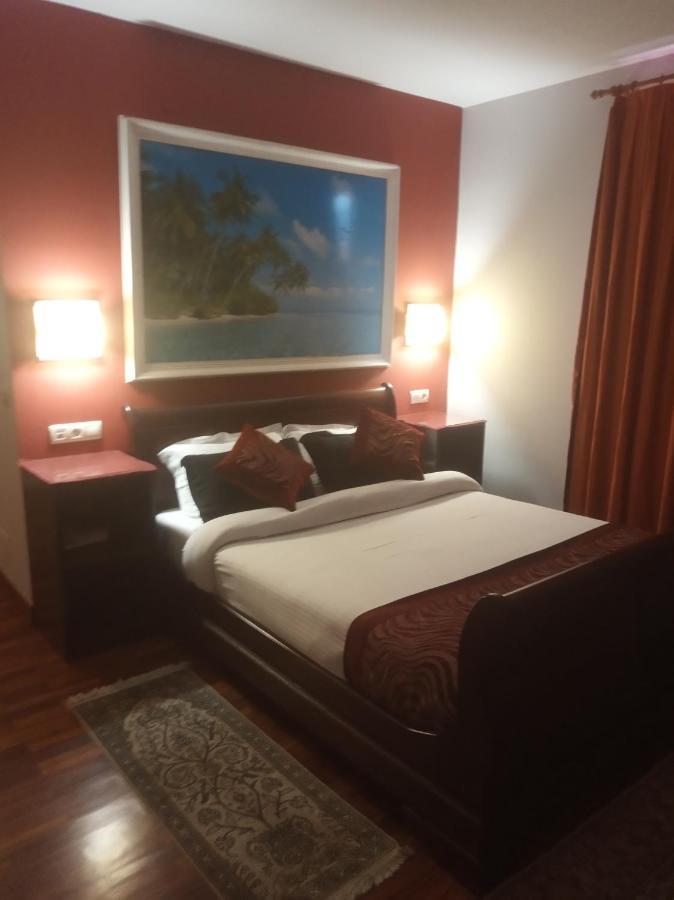Hotel Kerala San Esteban de Pravia Bagian luar foto